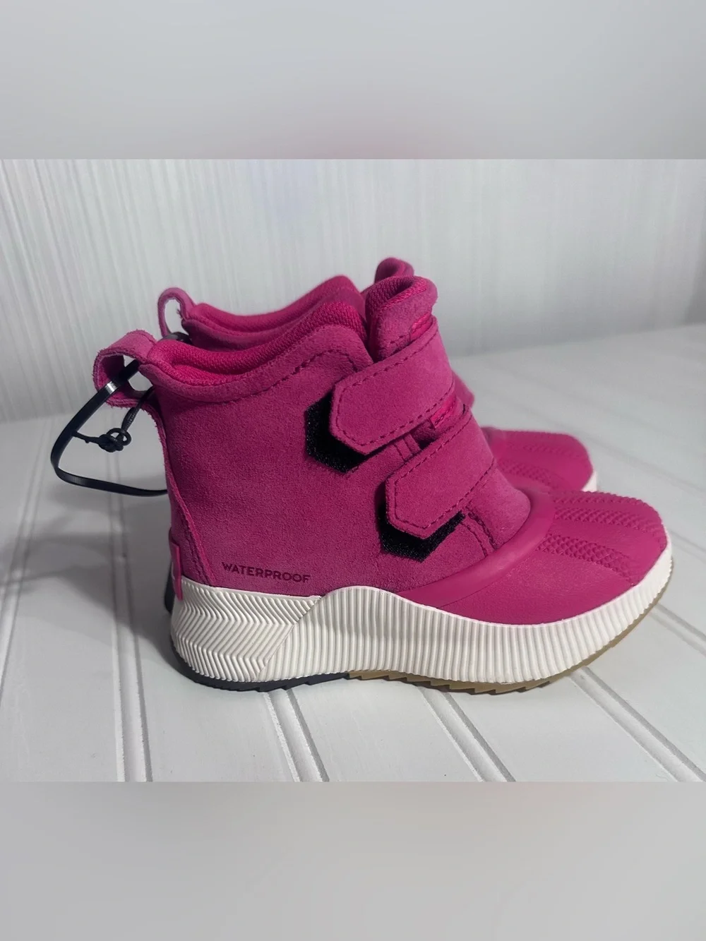 Sorel NWT fuchsia pink Out N About Classic waterproof boots toddler girls 10